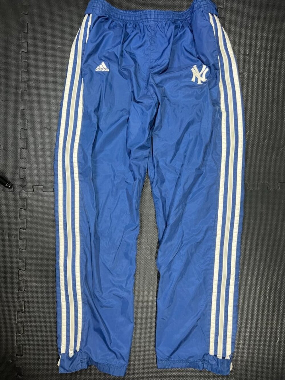 Vintage Adidas Team New York Yankees Striped Zip off Track Pants Size Lg